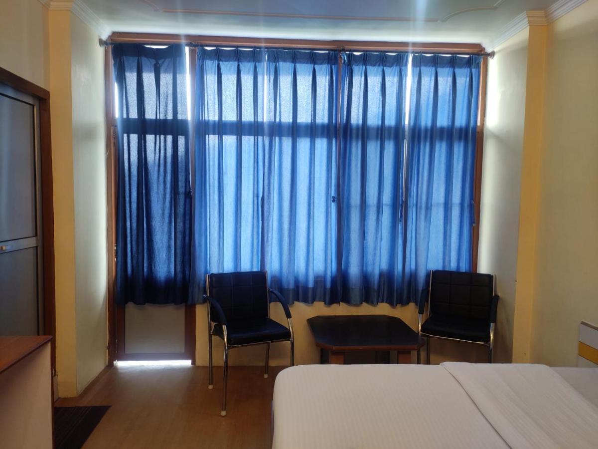 Hotel Amandeep Dharamshala Eksteriør billede